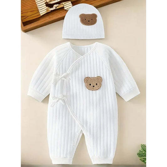 Barboteuse bébé en coton avec chapeau – Douceur et style irrésistible