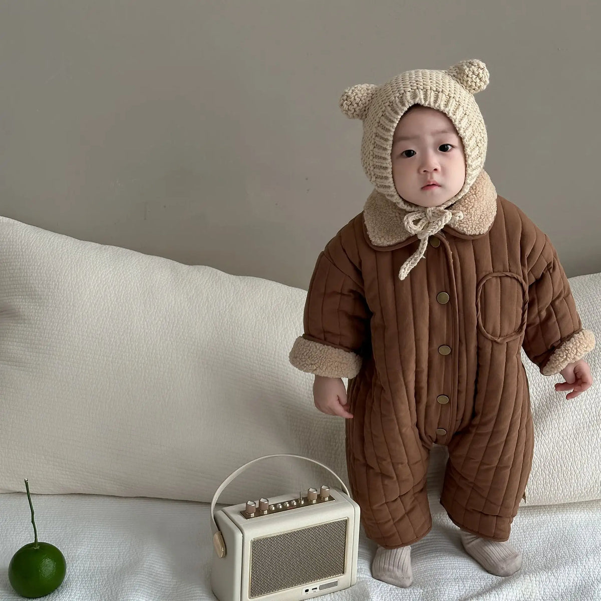 Barboteuse velours bébé – Chaleur, confort et style adorable