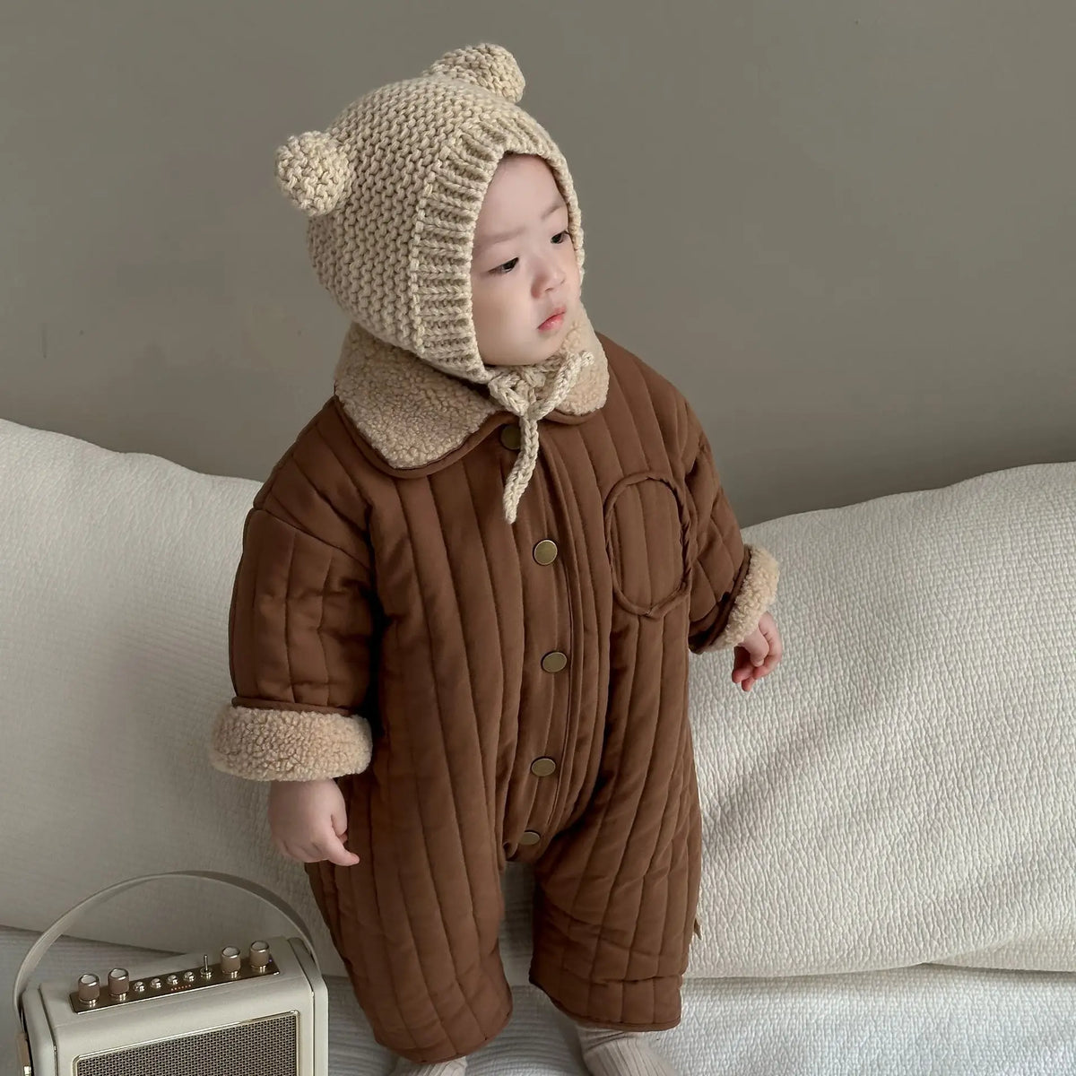 Barboteuse velours bébé – Chaleur, confort et style adorable
